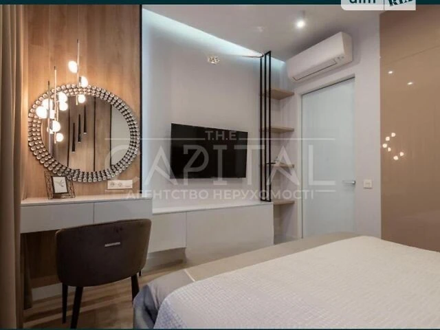 Продаж 3к квартири 90 кв. м на вул. Андрія Верхогляда 15 • I