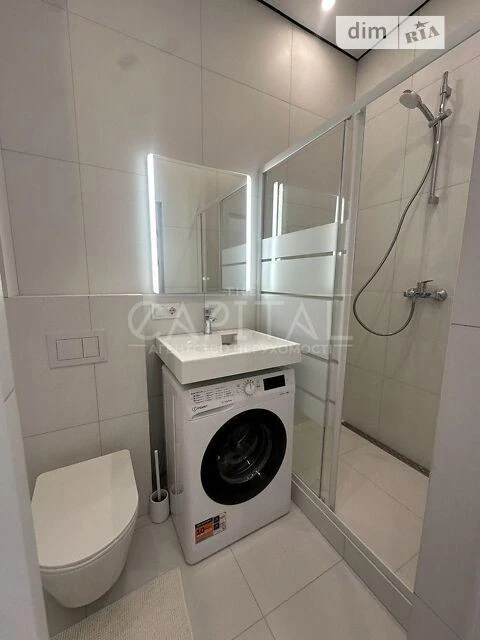 Продаж 1к квартири 32 кв. м на вул. Андрія Верхогляда 14А •