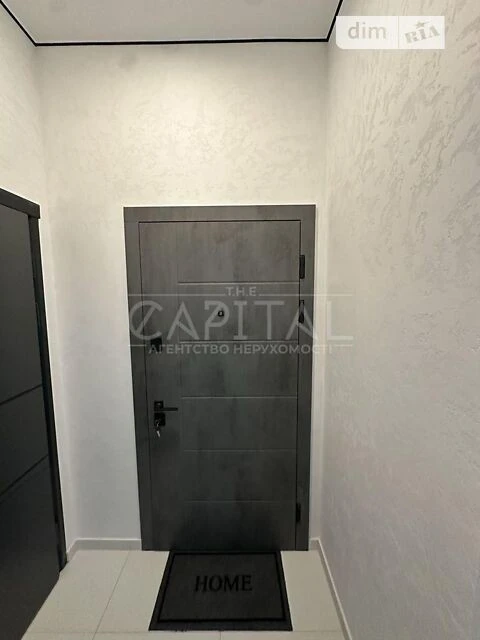 Продаж 1к квартири 32 кв. м на вул. Андрія Верхогляда 14А •