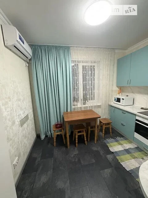 Продаж 2к квартири 63 кв. м на вул. Радунська 18А • ID 34823
