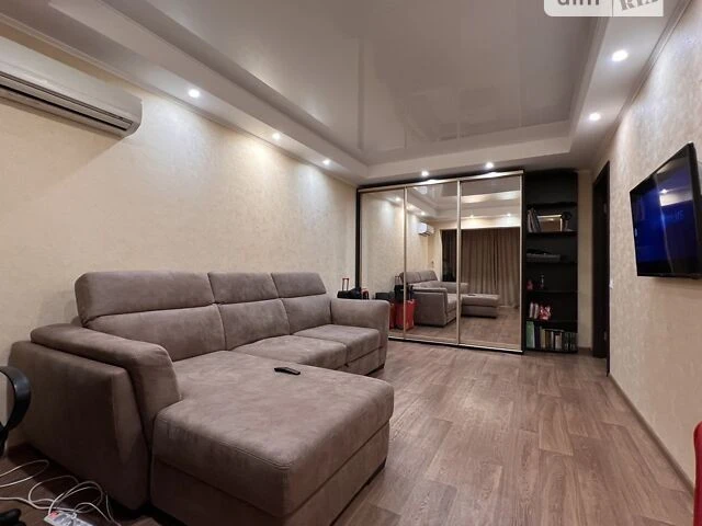 Продаж 2к квартири 50 кв. м на вул. Половецька 7-13 • ID 348