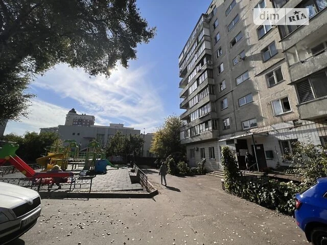 Продаж 2к квартири 50 кв. м на вул. Половецька 7-13 • ID 348