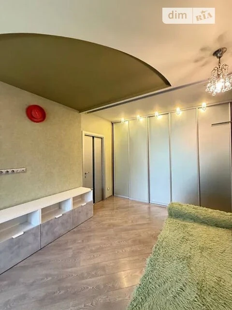 Продаж 2к квартири 44 кв. м на вул. Донецька 61 • ID 3482349