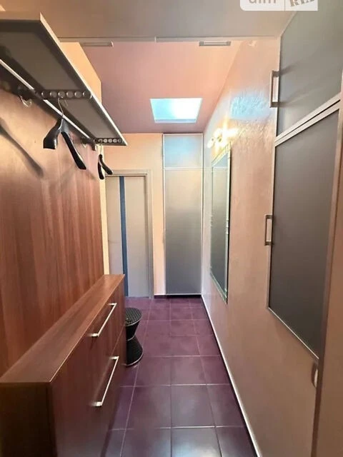 Продаж 2к квартири 44 кв. м на вул. Донецька 61 • ID 3482349