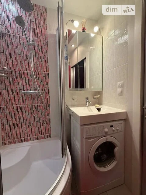 Продаж 2к квартири 44 кв. м на вул. Донецька 61 • ID 3482349