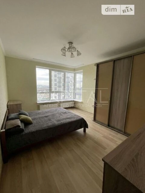 Продаж 2к квартири 61 кв. м на вул. пр-т Бажана Миколи 1Г •