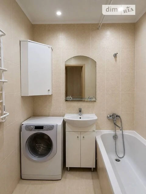 Продаж 1к квартири 38.7 кв. м на просп. Берестейський 89А •