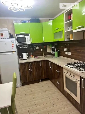 Продаж 2к квартири 46 кв. м на просп. Павла Тичини 20А • ID