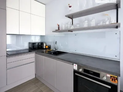 Продаж 2к квартири 45 кв. м на вул. Регенераторна 4 корпус 3