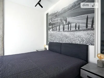 Продаж 2к квартири 45 кв. м на вул. Регенераторна 4 корпус 3