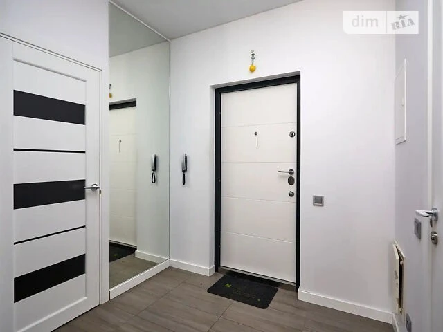 Продаж 2к квартири 45 кв. м на вул. Регенераторна 4 корпус 3