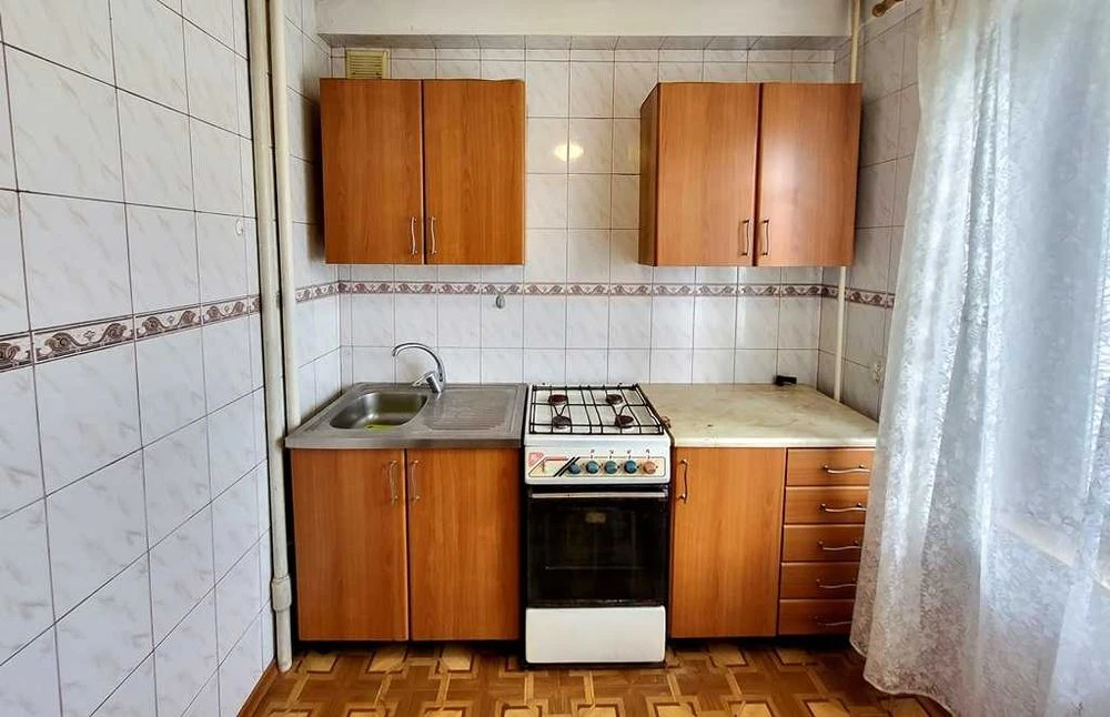 Продажа 2-х к.кв. ул. Казака Бабуры, д.18, ТРЕТИЙ ЭТАЖ.