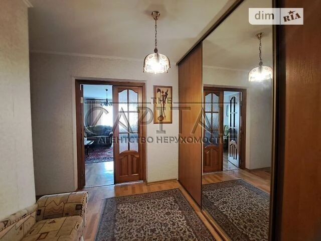 Sale of 2-room apartment 69 sq. m on Bratstva Tarasivtsiv St. 12/3
