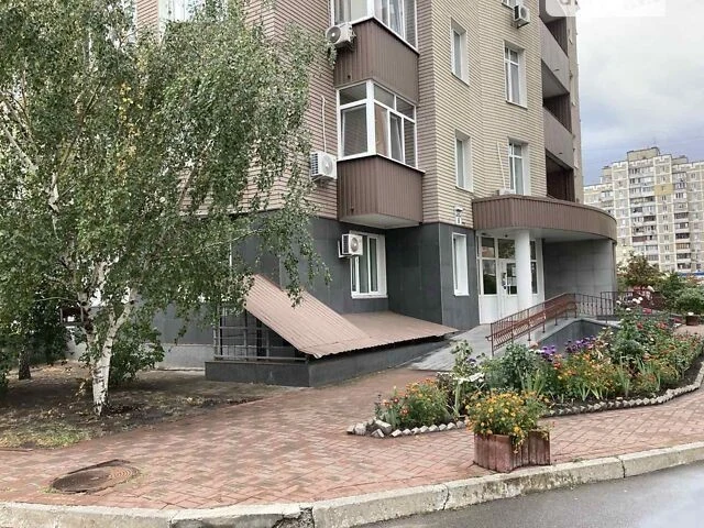 Довготривала оренда 1к квартири на вул. Миколи Лаврухіна 6 •