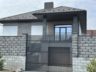 Новий будинок в перспективному масиві Газовик