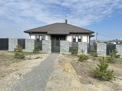 Новий будинок в перспективному масиві Газовик