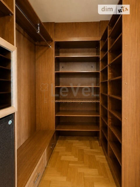 Продаж 4к квартири 191.2 кв. м на вул. Миколи Голего 6 • ID