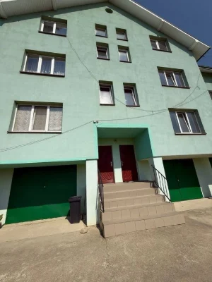 Продаж 3 кімнатної дворівневої квартири в Богородчанах