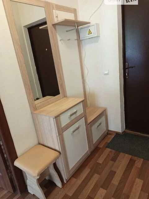 Довготривала оренда 1к квартири на вул. Бориса Гмирі 10/40 •