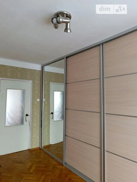 Продаж 2к квартири 45.5 кв. м на вул. Мілютенка 12А • ID 347