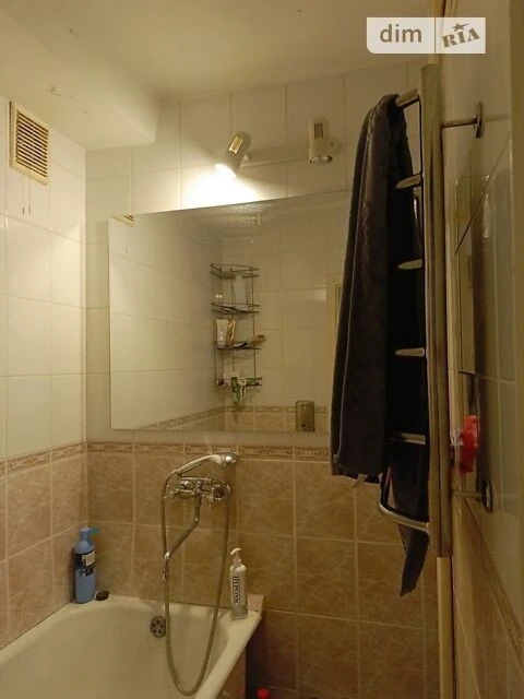 Продаж 2к квартири 45.5 кв. м на вул. Мілютенка 12А • ID 347