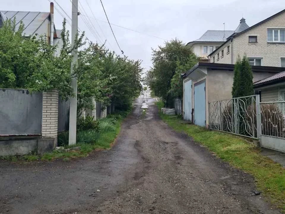 Будинок. Хмельницький, Миколи Амосова вул. (Коротченка Д.)