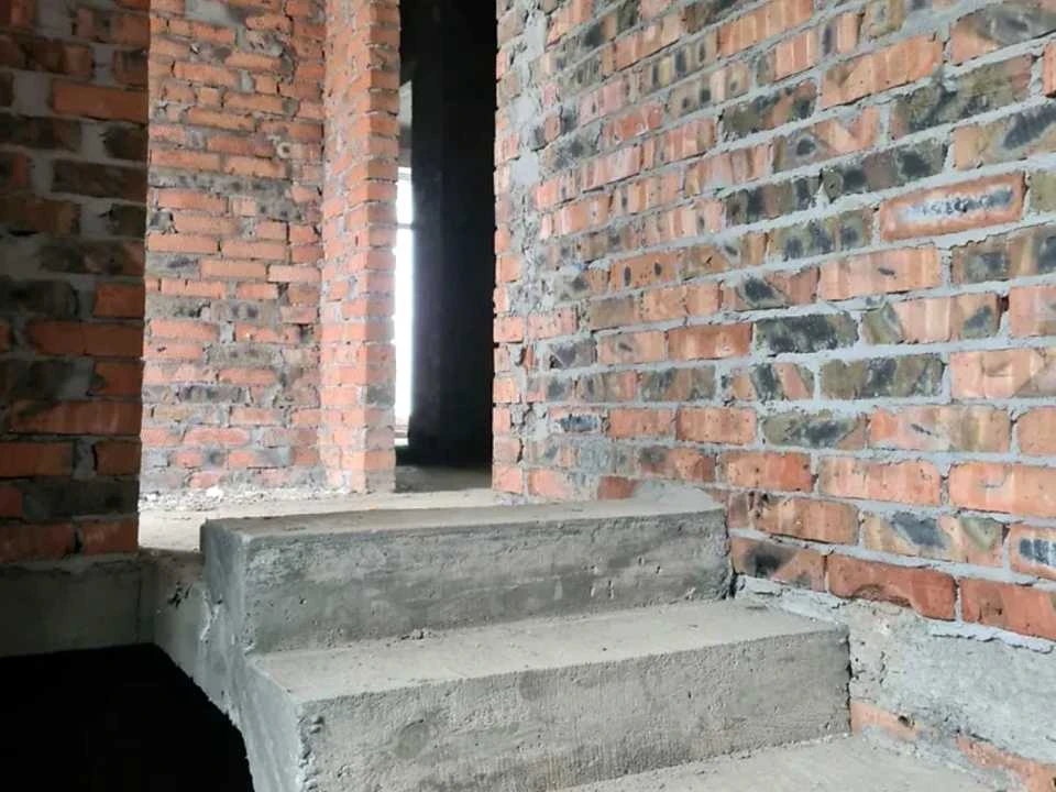 Будинок. Хмельницький, Миколи Амосова вул. (Коротченка Д.)