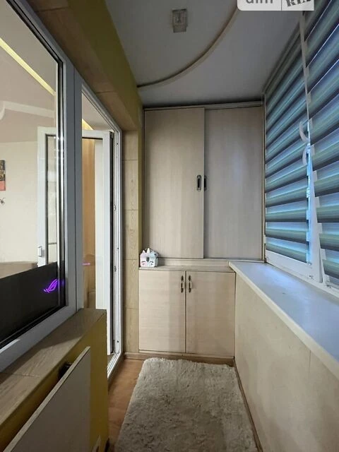 Продаж 2к квартири 47 кв. м на вул. Івана Микитенка 13 • ID