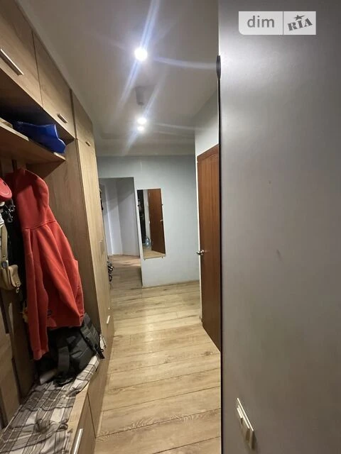 Продаж 2к квартири 47 кв. м на вул. Івана Микитенка 13 • ID