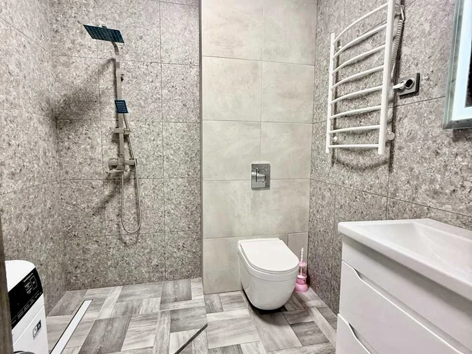 Apartment. Kharkiv, Peremohy Avenue.