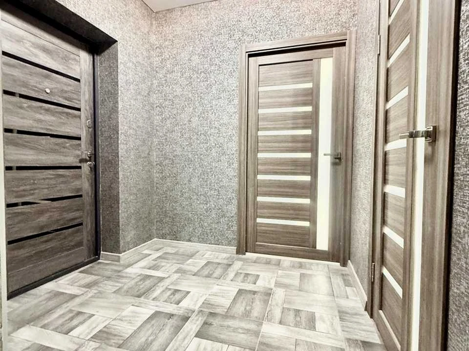 Apartment. Kharkiv, Peremohy Avenue.