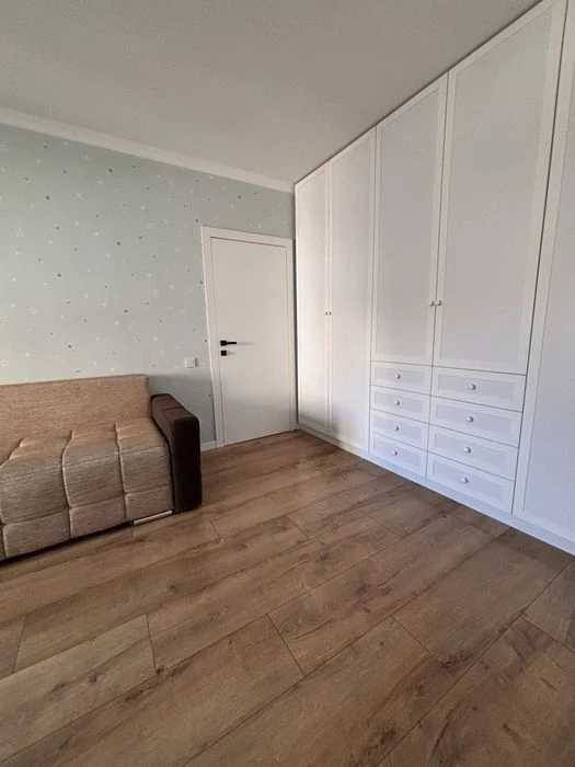2 кімнатна квартира в центрі с авторським ремонтом