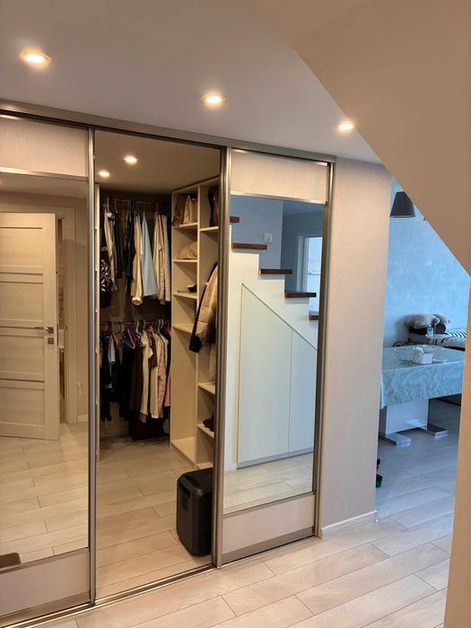 Своя 3 кім. кв. 2 яруси "Британський квартал"