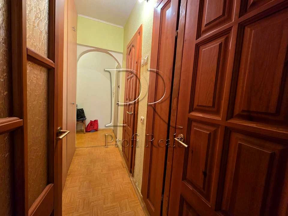 Квартира. Київ, Ніжинська вул.