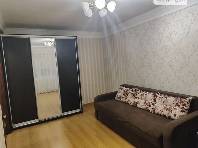 Продаж 2к квартири 49 кв. м на просп. Воскресенський 32 • ID