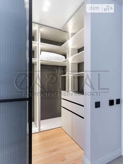 Продаж 2к квартири 83 кв. м на вул. Новокодацька 15Ж • ID 34