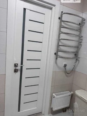 Продаж 1к квартири 57 кв. м на просп. Академіка Глушкова 9Є
