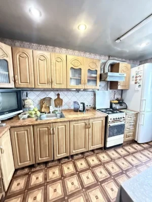 Продаж 3к. квартири на пр. Івана Мазепи 70 кв. м.