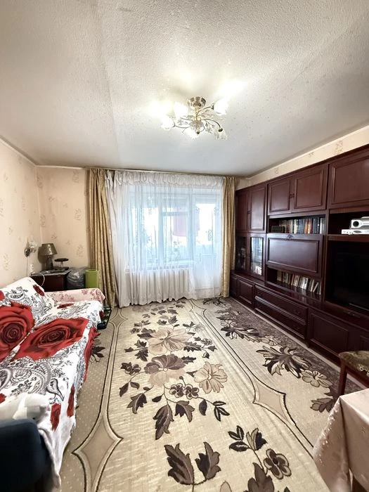 Продаж 3к. квартири на пр. Івана Мазепи 70 кв. м.
