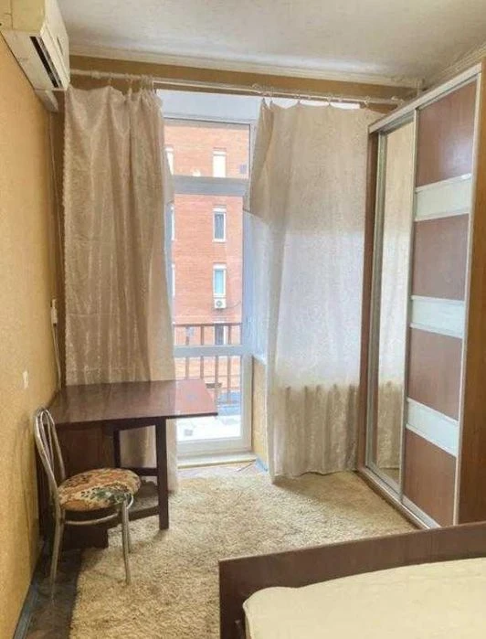 Продам 2 к.кв. с ремонтом район Госпрома