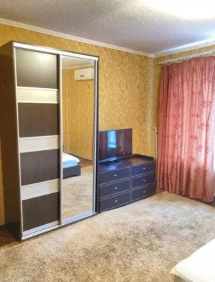 Продам 2 к.кв. с ремонтом район Госпрома