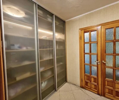 Продам (продаж) 2кімнатну (двухкомнатную) квартиру. Термінов