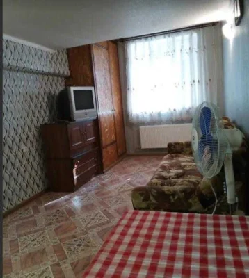 Продам 1 к.кв. студию м.Южный Вокзал, Центральный рынок