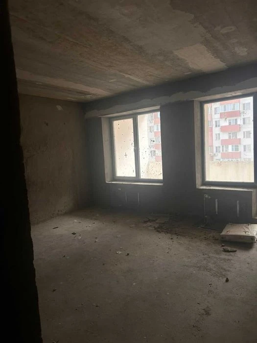 Продам 4-комн. квартиру без ремонта на ул Педагогической ЖК