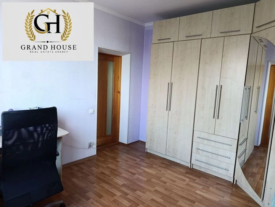 Продам чудовий будинок на Лелеківці