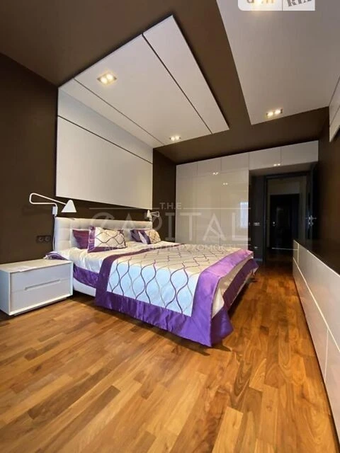 Продаж 3к квартири 100 кв. м на просп. Петра Григоренка 14 •