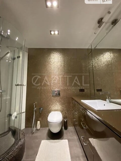 Продаж 3к квартири 100 кв. м на просп. Петра Григоренка 14 •
