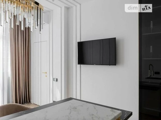 Sale of 1-room apartment 51.2 sq. m. on Andriy Verkhoglyada St. 15A