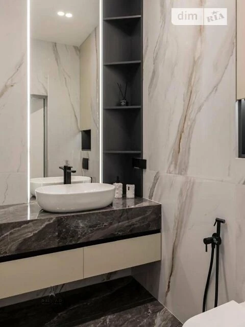 Sale of 1-room apartment 51.2 sq. m. on Andriy Verkhoglyada St. 15A