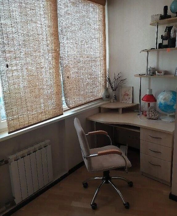 3к.кв., Вернадского, 1, Центр